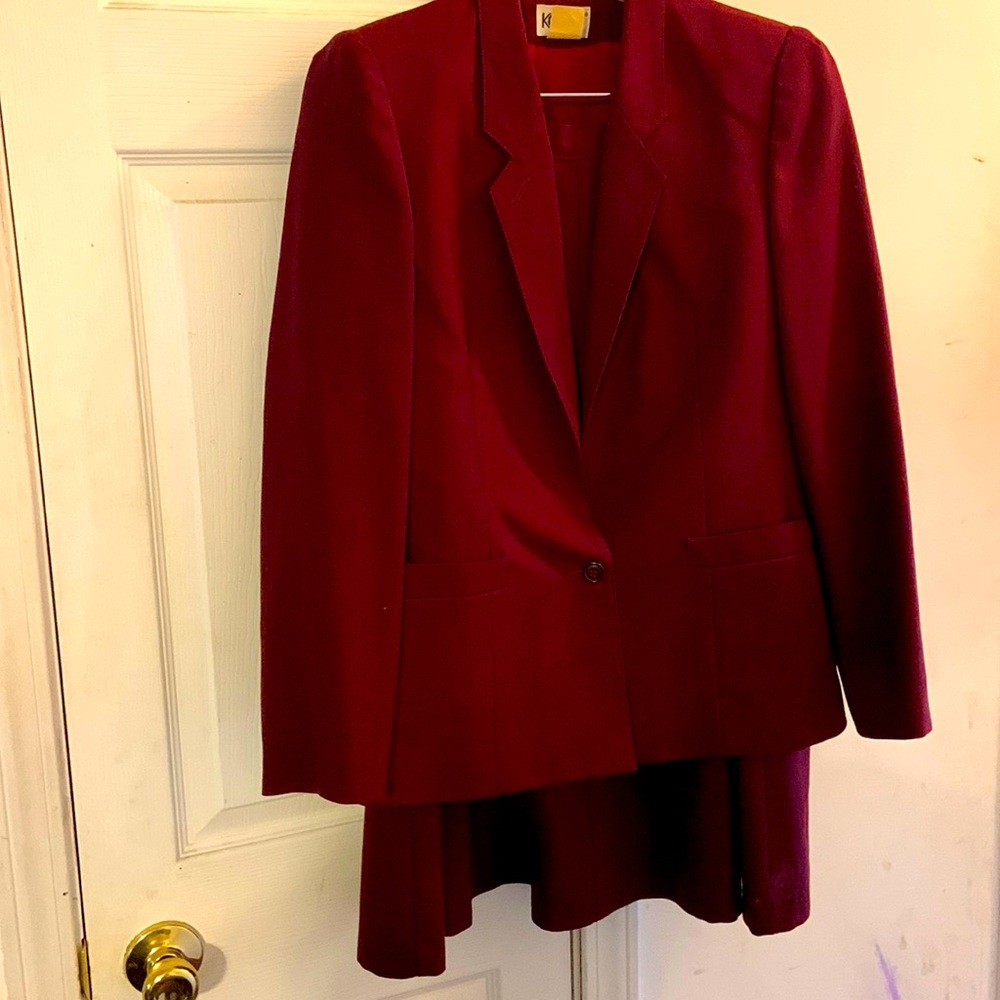 Burgundy skirt suit, size 10, but fits like a size 8 slim.